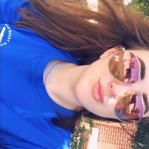 Meet your Posher, Haley